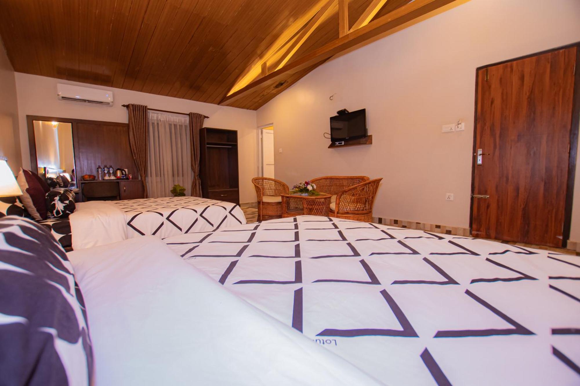 Busy Bee Resort, Pokhara Kültér fotó